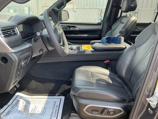 Used 2024 Jeep Wagoneer Series II AWD/4WD image 9