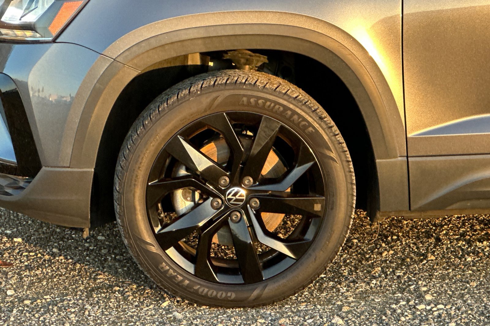 Certified 2022 Volkswagen Taos SE image 25