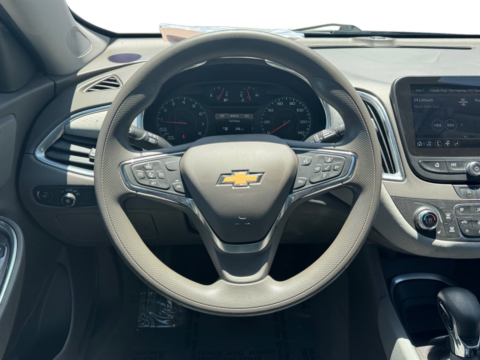 Used 2021 Chevrolet Malibu LT FWD image 13