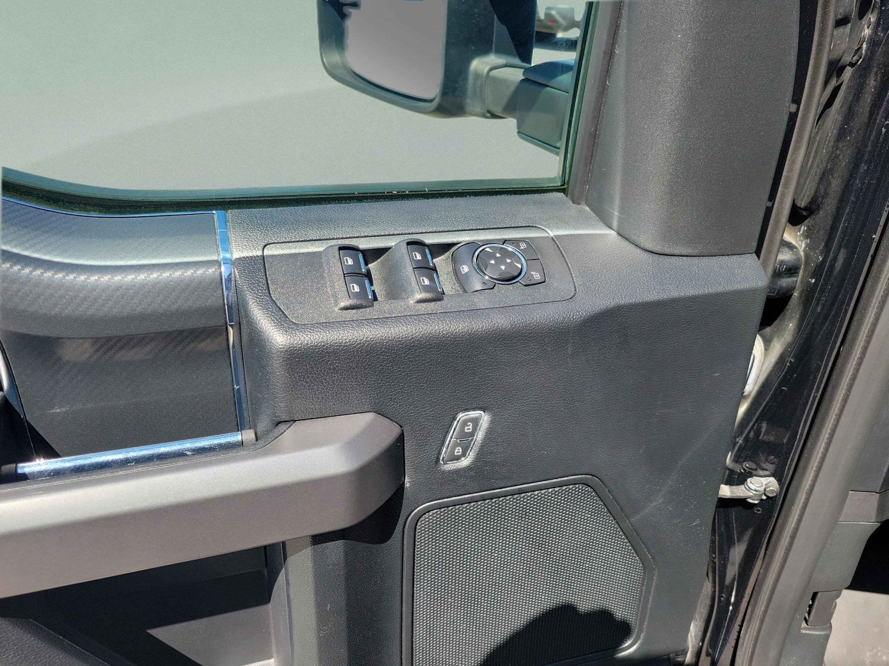 Used 2018 Ford F150 XLT w/ Equipment Group 302A Luxury image 6