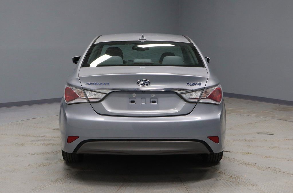 Used 2014 Hyundai Sonata Hybrid image 12