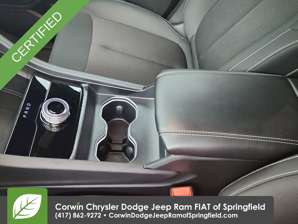 Used 2025 Jeep Grand Cherokee Laredo w/ Luxury Tech Group I AWD/4WD image 27