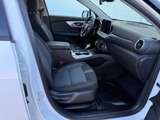 Certified 2024 Chevrolet Blazer LT w/ Convenience Package FWD image 17