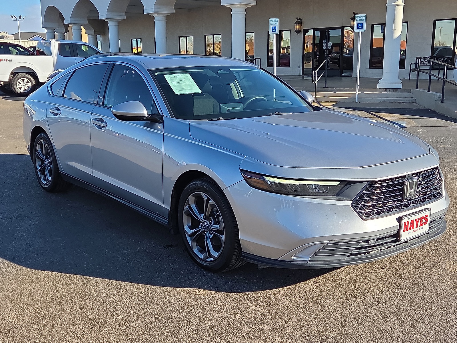 Used 2023 Honda Accord EX image 5