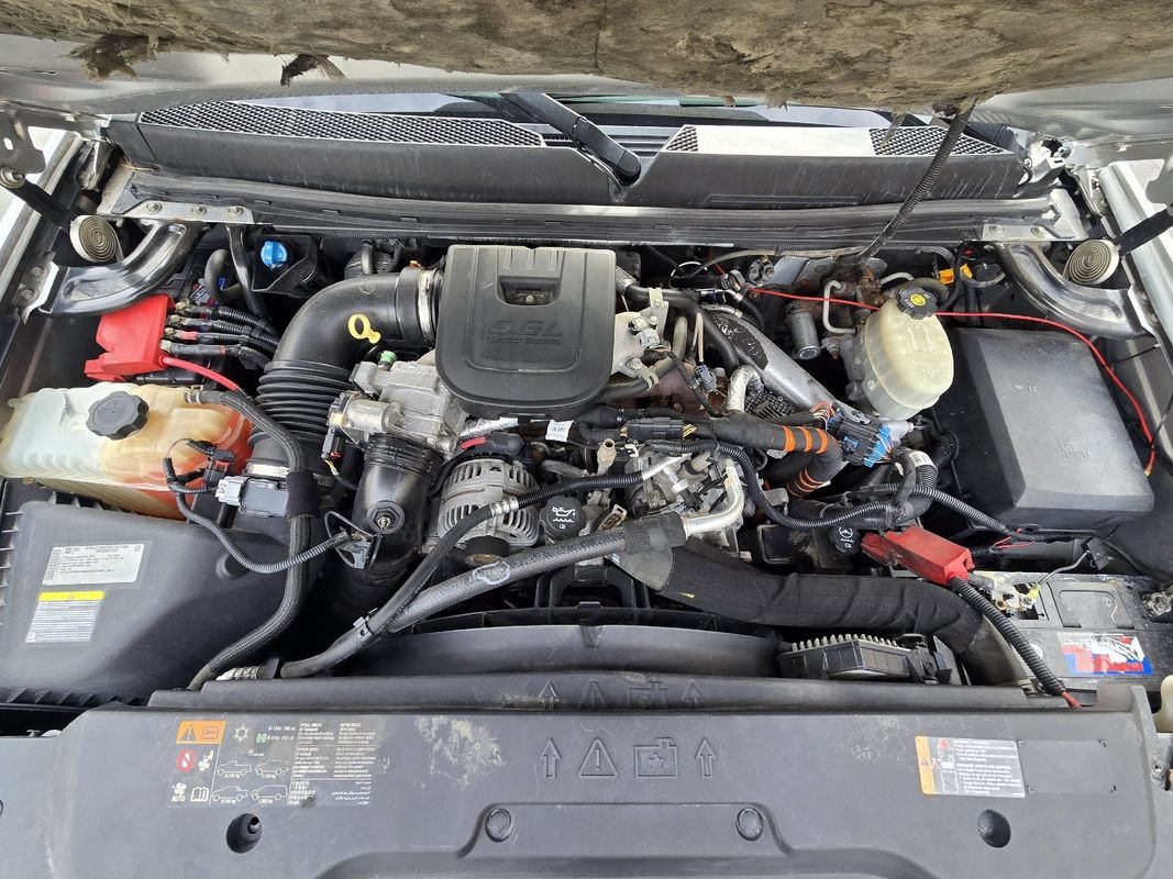 Used 2014 GMC Sierra 2500 SLT w/ Suspension Package, Off-Road image 12