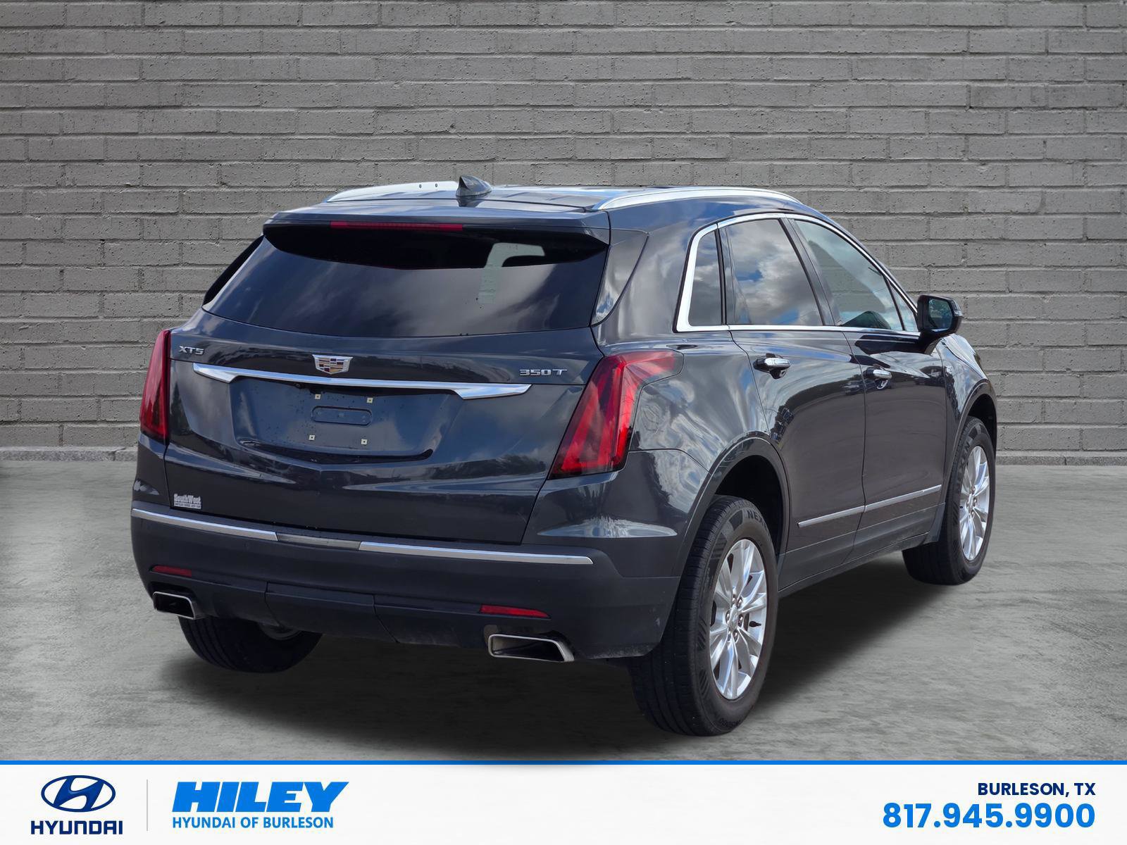 Used 2021 Cadillac XT5 Luxury FWD image 4