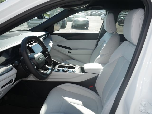 New 2026 Jeep Cherokee Laredo AWD/4WD image 2