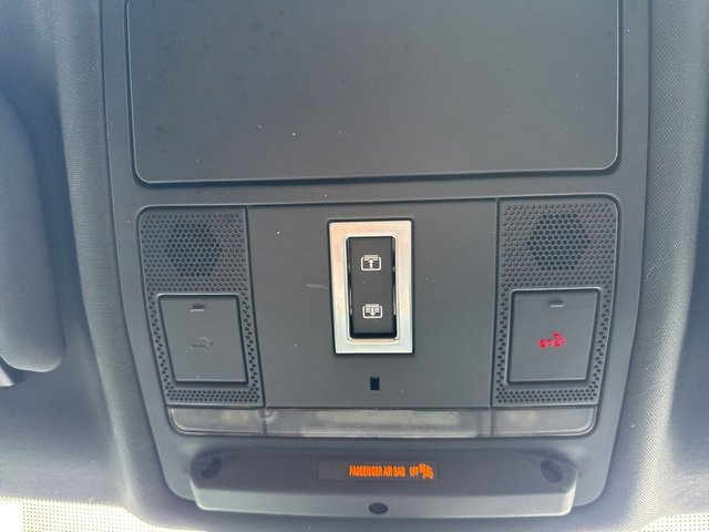 Used 2020 Jaguar E-PACE Checkered Flag image 15