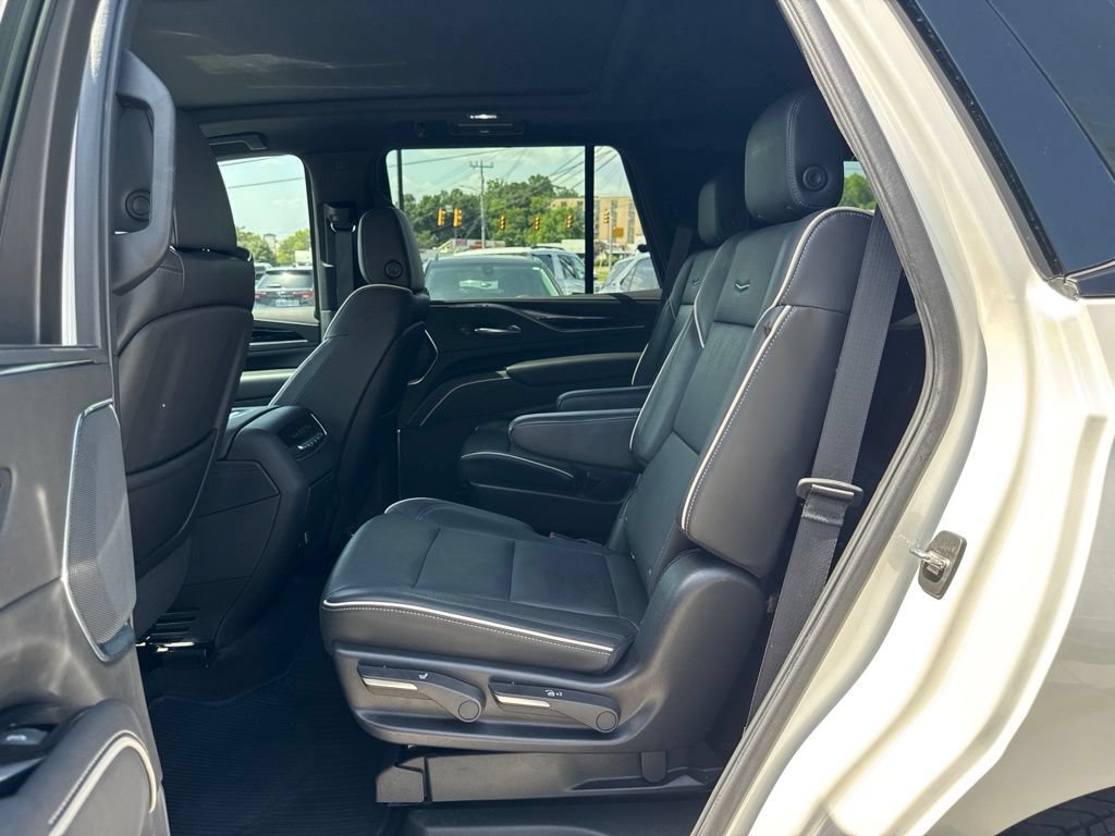 Used 2022 Cadillac Escalade Sport w/ Touring Package AWD/4WD image 25