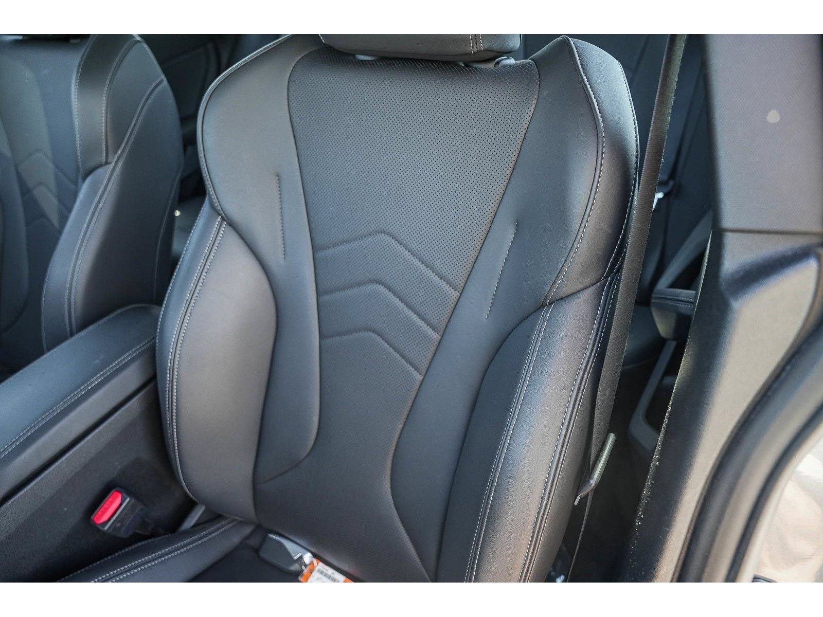 Used 2025 BMW 228i xDrive AWD/4WD image 24
