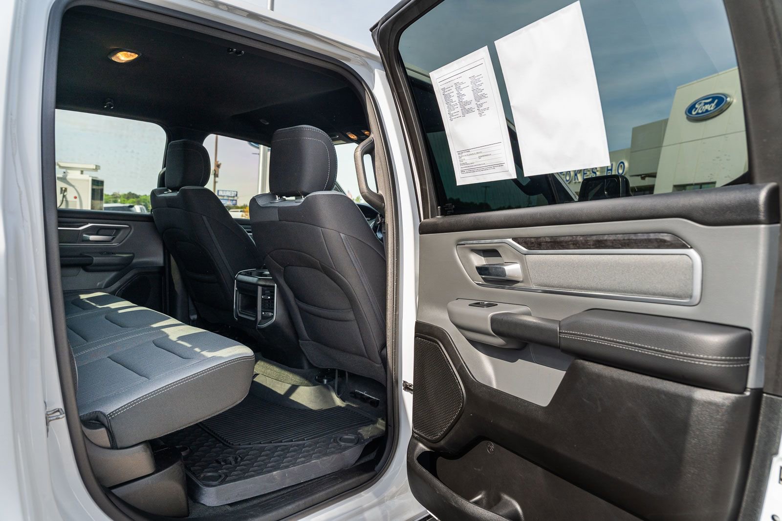 Used 2022 RAM 1500 Big Horn RWD image 16