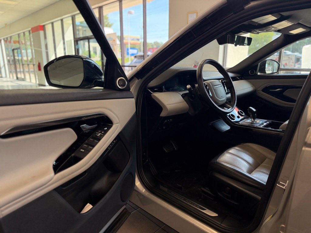 Used 2020 Land Rover Range Rover Evoque First Edition AWD/4WD image 8