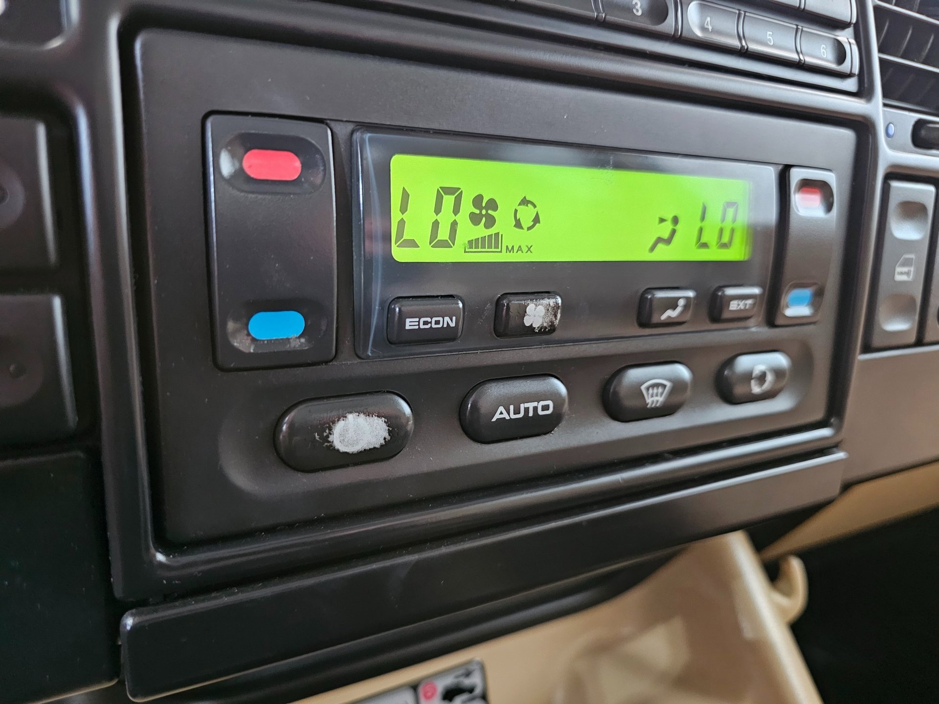 Used 2003 Land Rover Discovery SE image 38