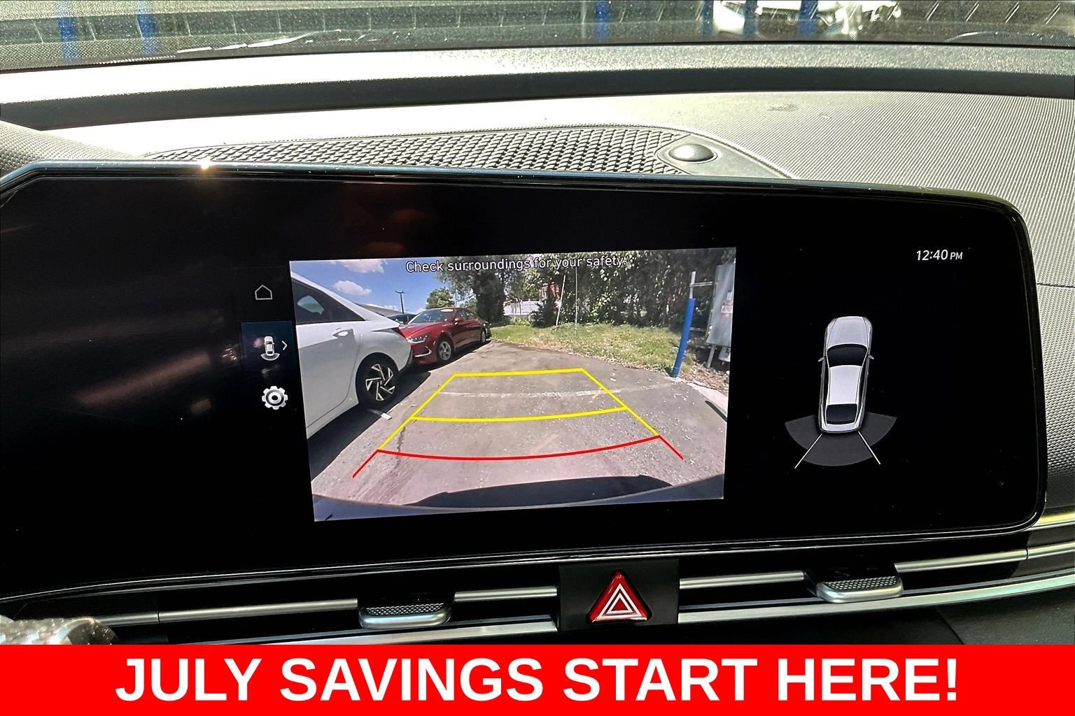Used 2023 Hyundai Elantra Limited w/ Preferred Accessory Package FWD image 13