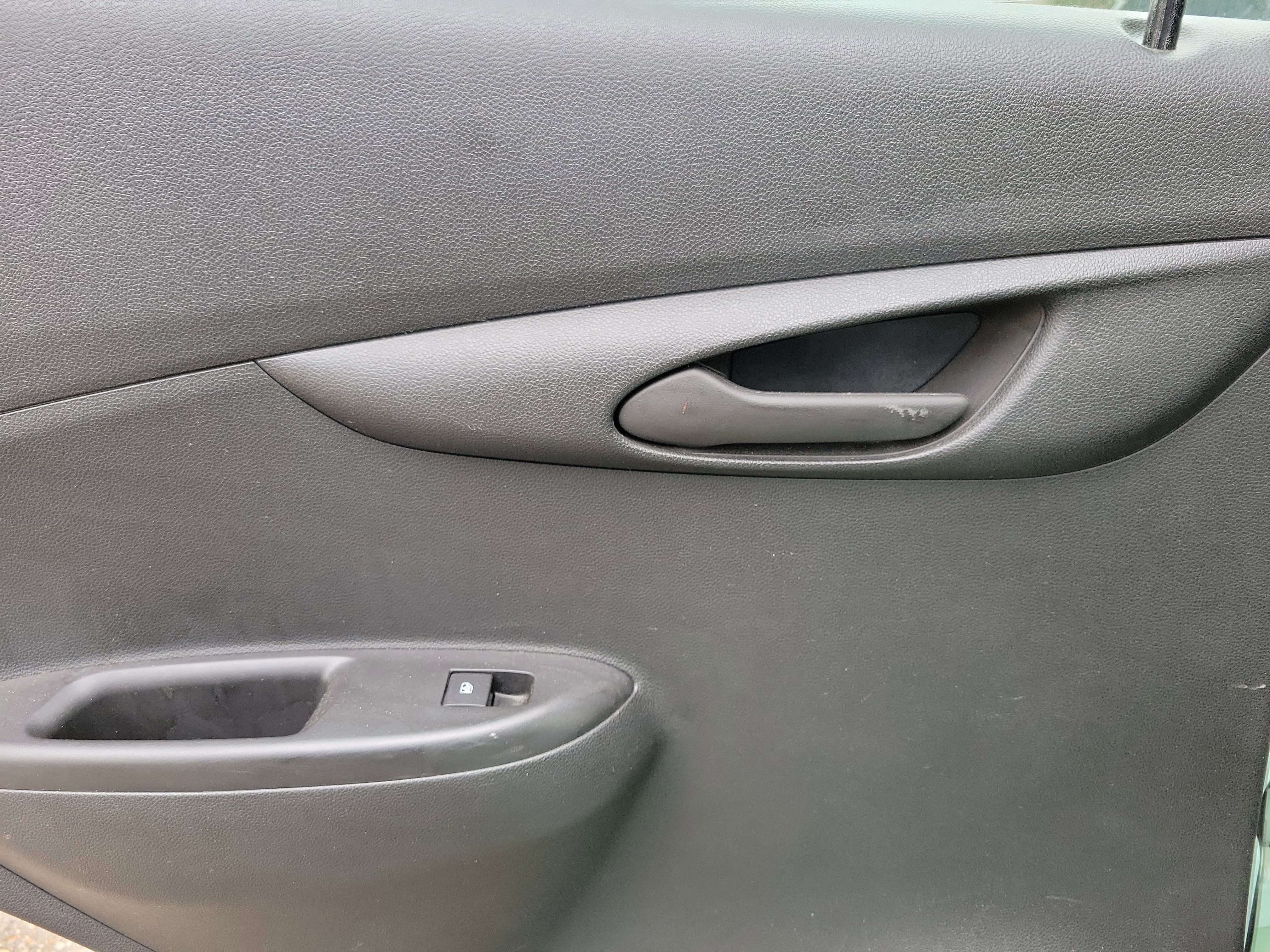 Used 2017 Chevrolet Spark LT image 12