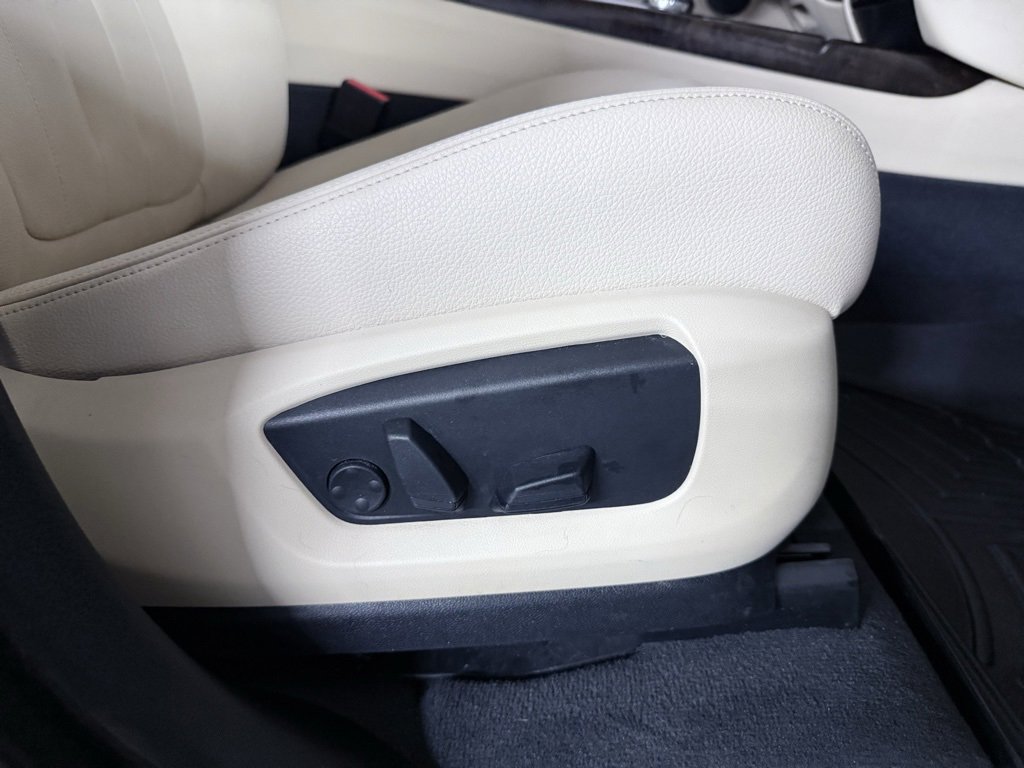 Used 2016 BMW X5 xDrive40e image 30