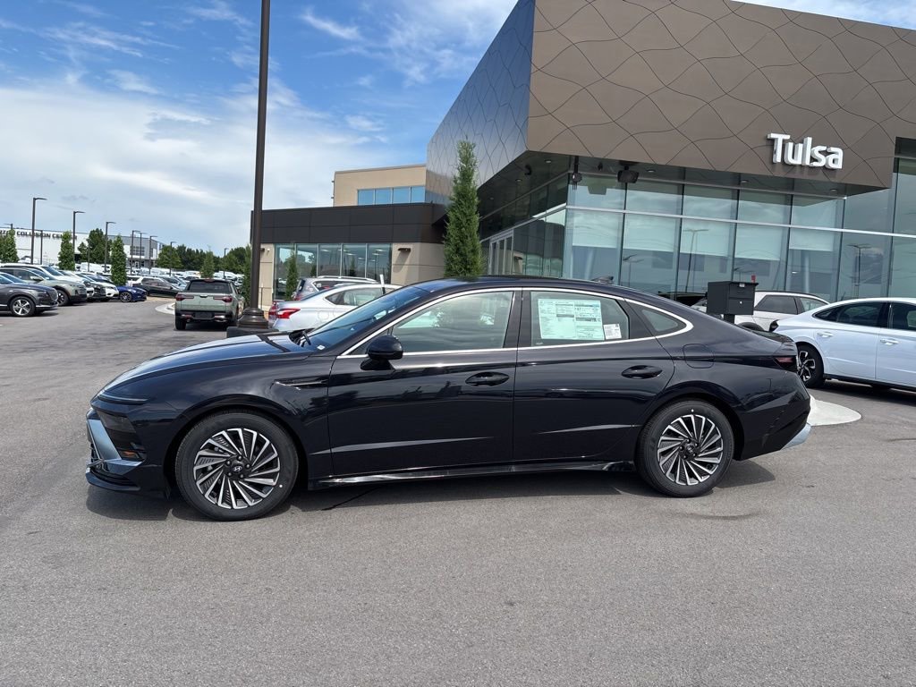 New 2025 Hyundai Sonata SEL FWD image 4