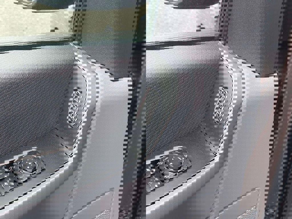 Used 2023 Ford F150 XLT AWD/4WD image 18