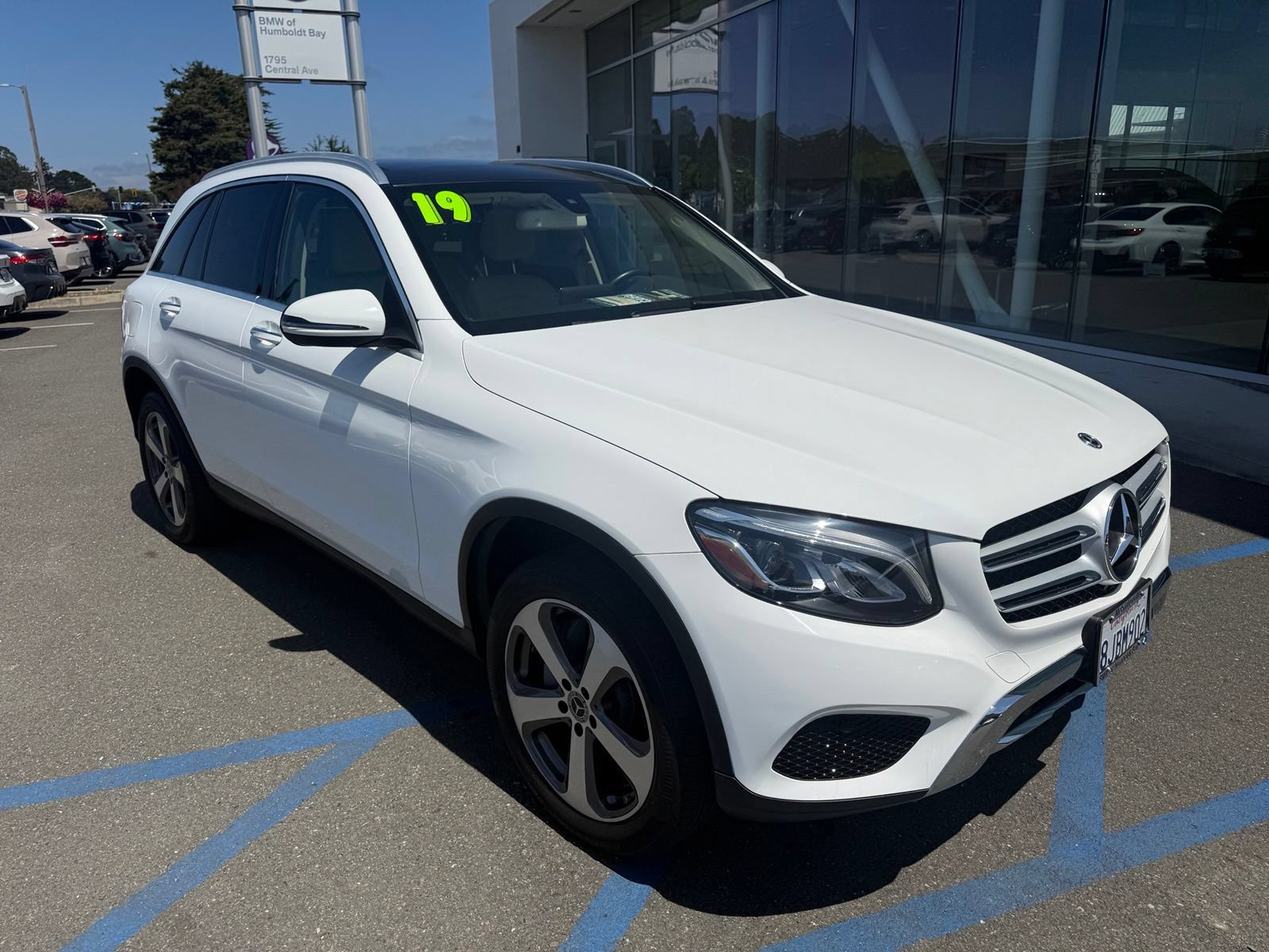 Used 2019 Mercedes-Benz GLC 300 4MATIC image 2
