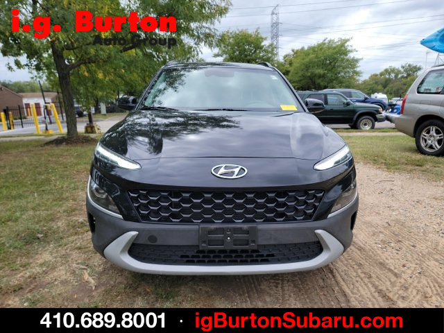Used 2023 Hyundai Kona SEL w/ Cargo Package AWD/4WD image 2