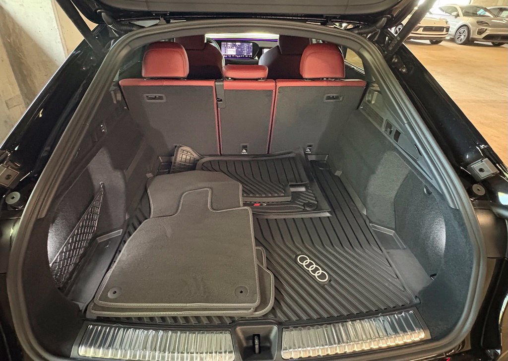 New 2026 Audi SQ5 Prestige AWD/4WD image 35