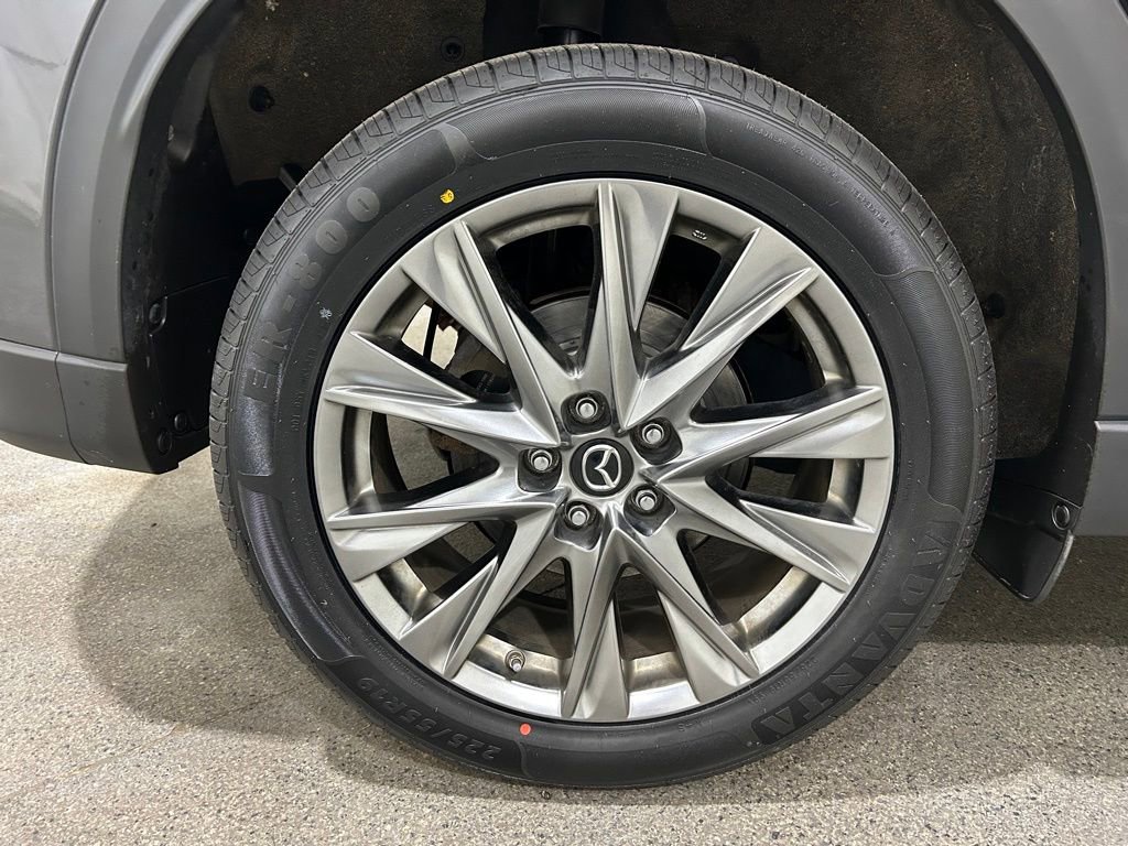 Used 2019 MAZDA CX-5 Signature image 10