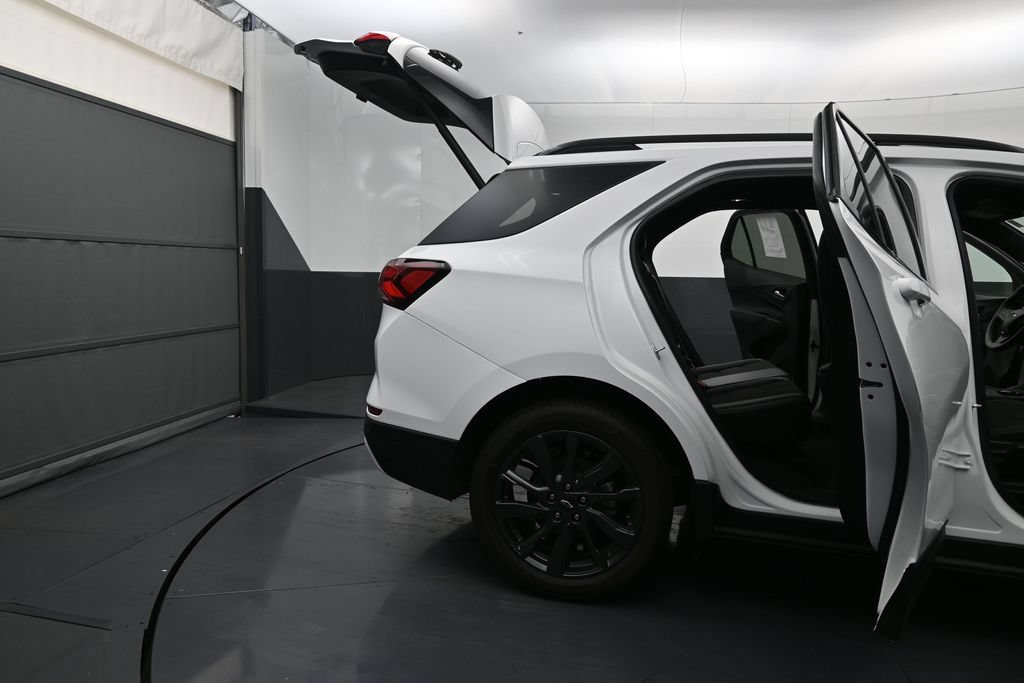 Certified 2024 Chevrolet Equinox RS AWD/4WD image 10