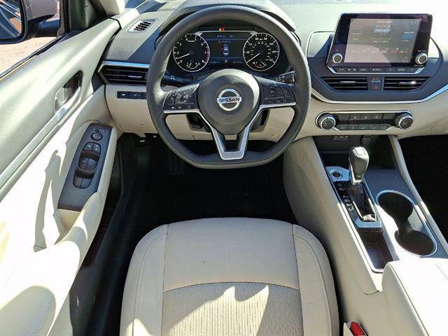 Certified 2022 Nissan Altima 2.5 SV FWD image 12