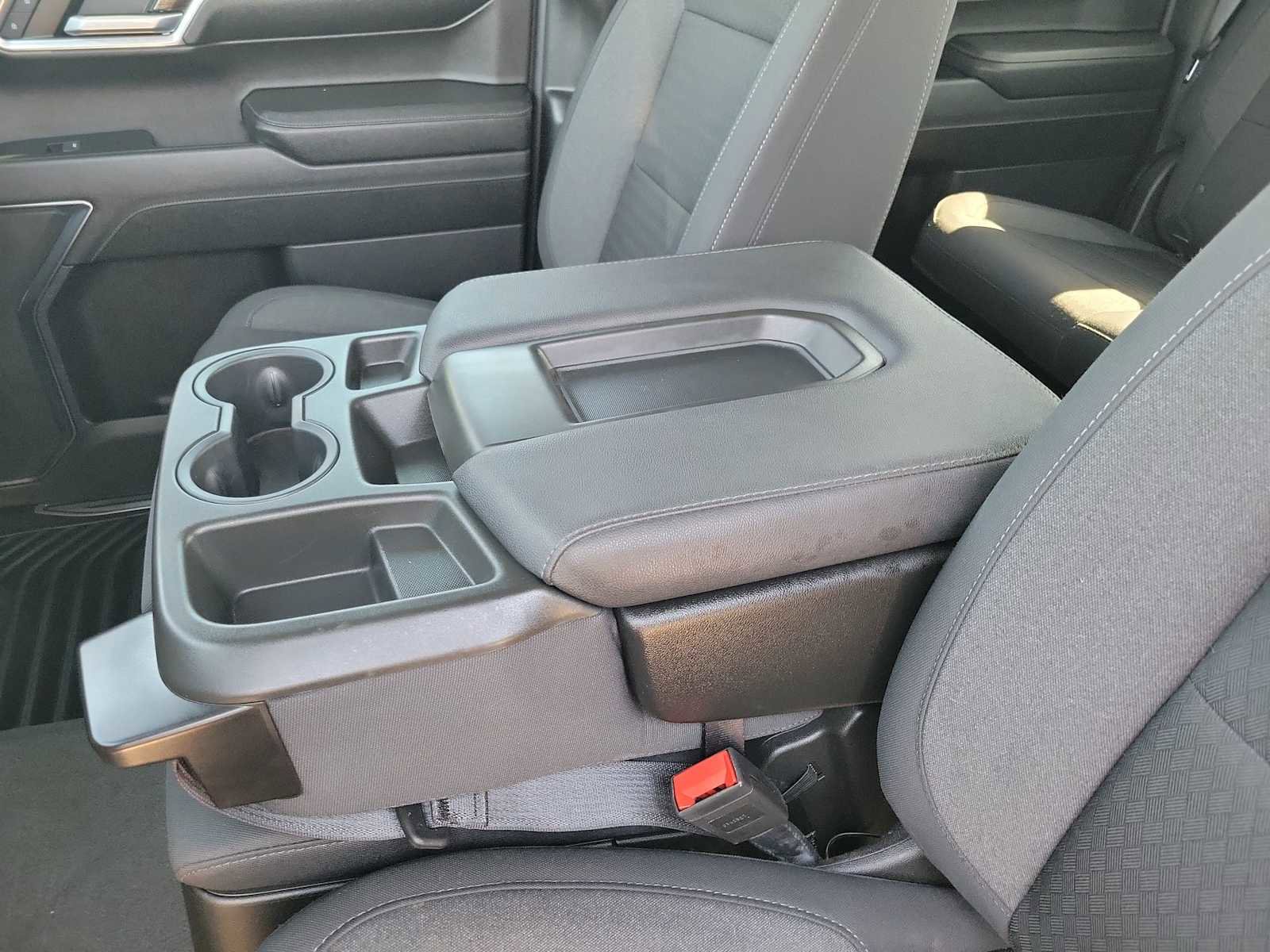 Used 2023 Chevrolet Silverado 1500 LT AWD/4WD image 20