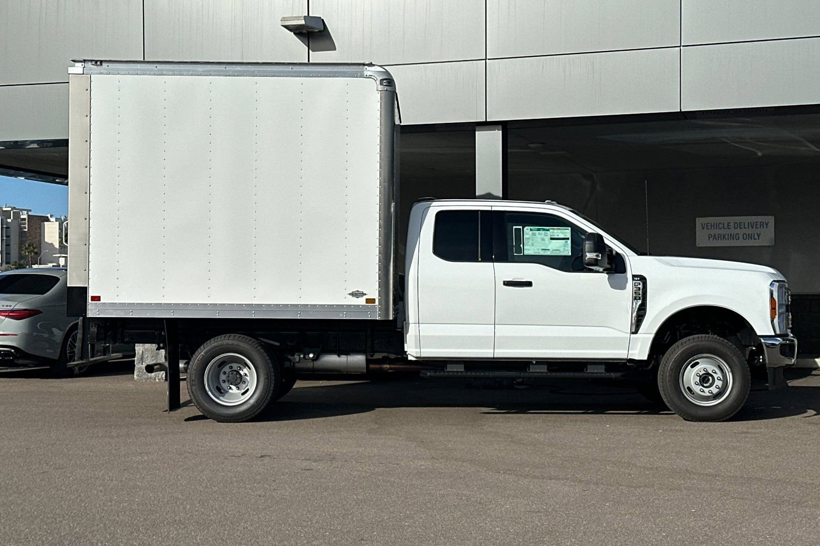Used 2024 Ford F350 XLT w/ XLT Value Package AWD/4WD image 2