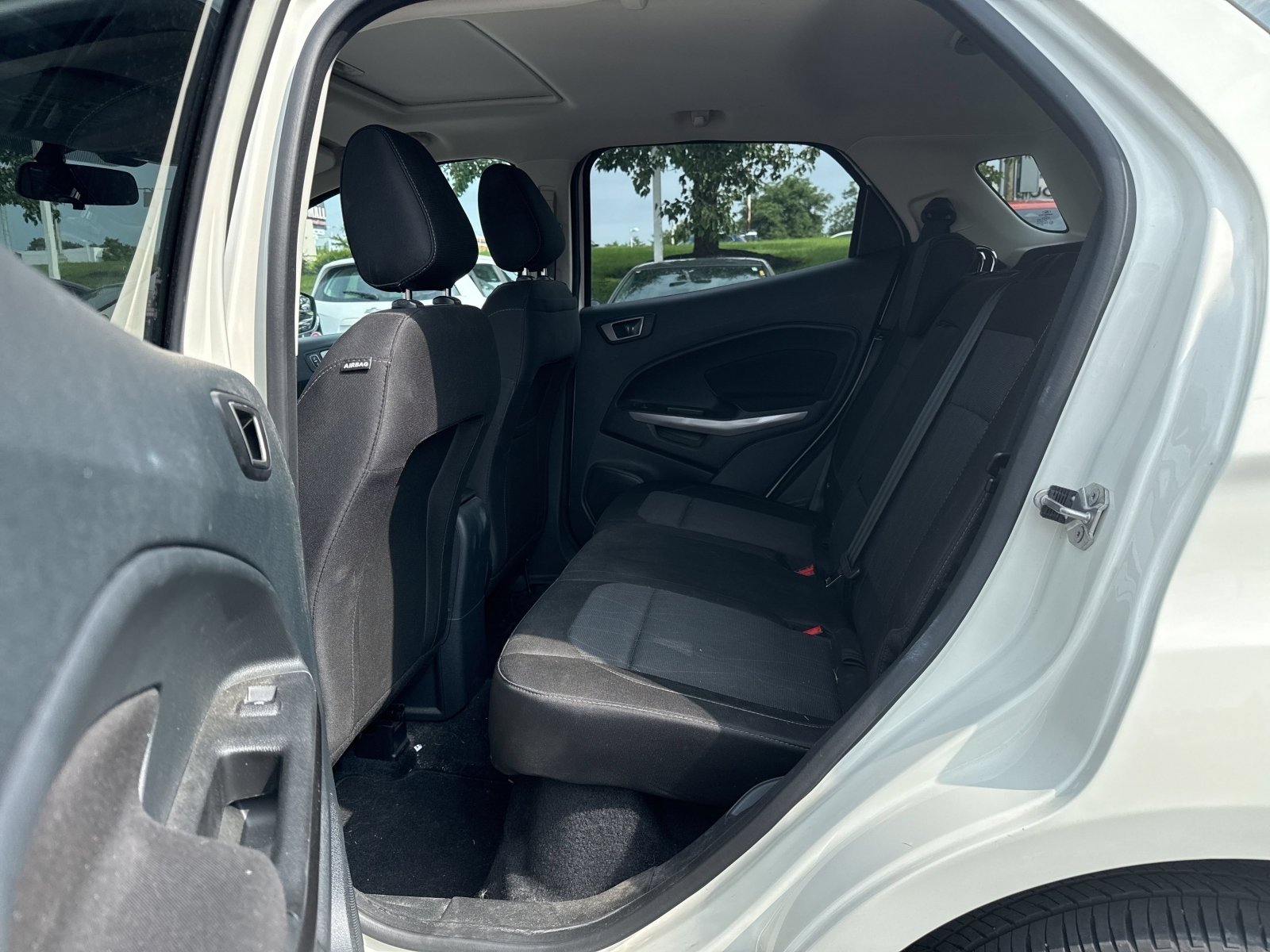 Used 2021 Ford EcoSport SE FWD image 8