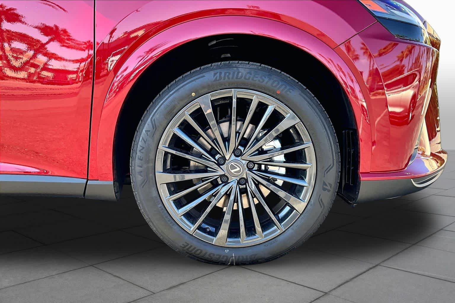New 2026 Lexus RX 450h AWD image 9