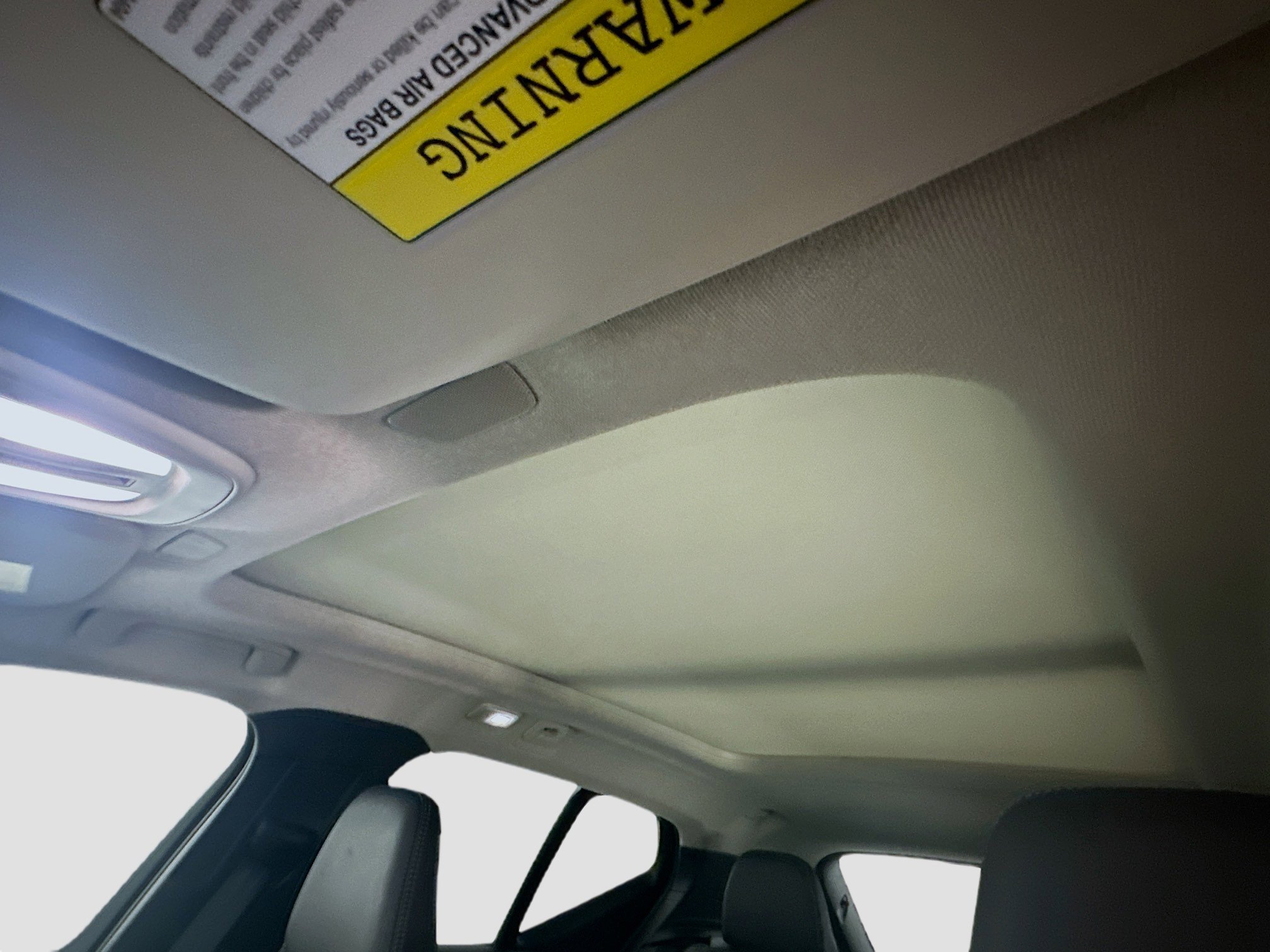 Used 2025 Volvo XC40 B5 Core image 27