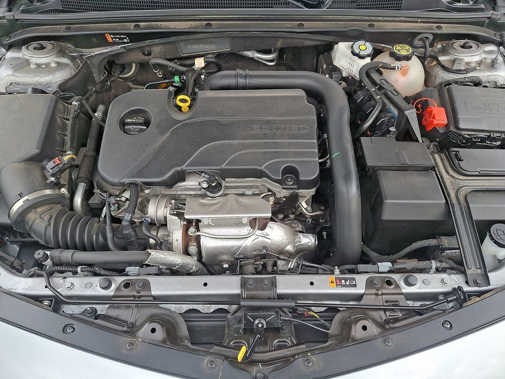 Used 2023 Chevrolet Malibu LT FWD image 27