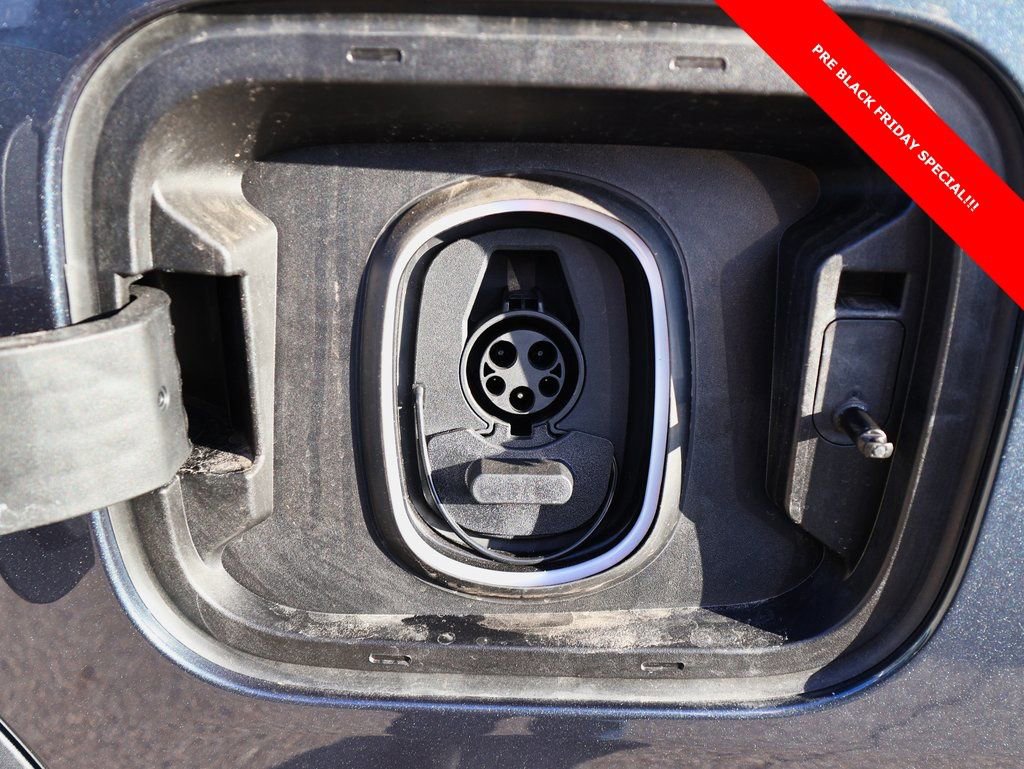 New 2026 GMC Sierra EV Elevation image 14