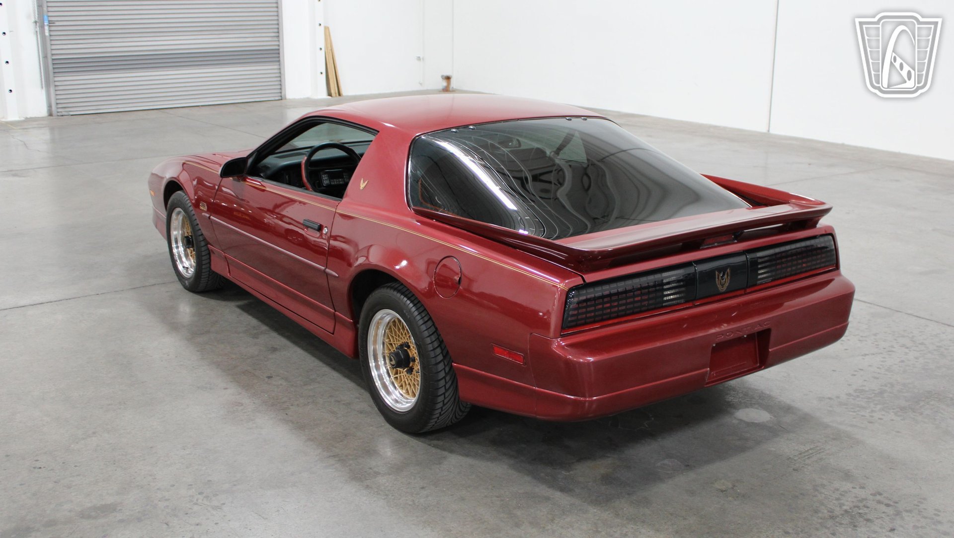 Used 1989 Pontiac Firebird Trans Am RWD image 4
