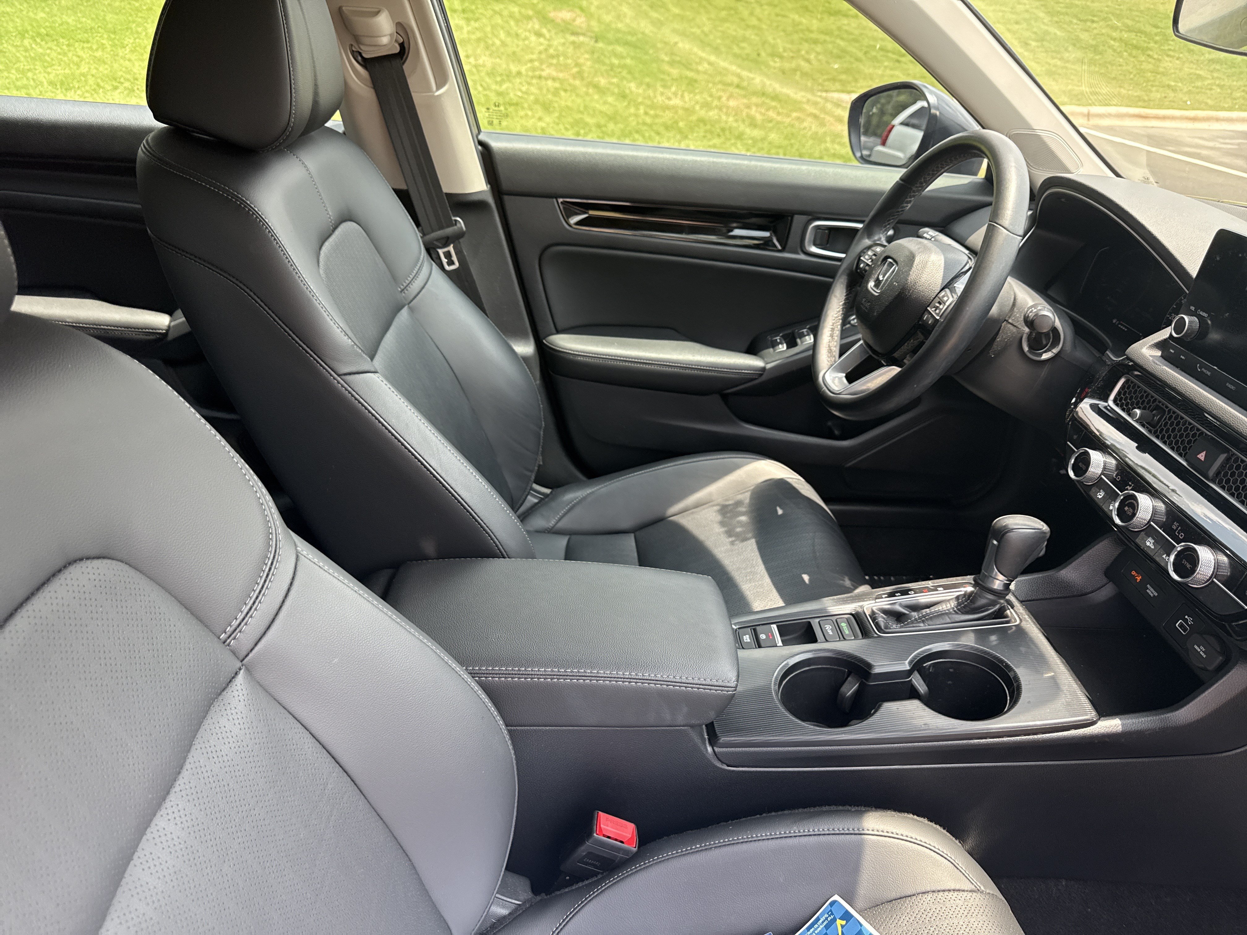 Used 2024 Honda Civic EX-L image 33