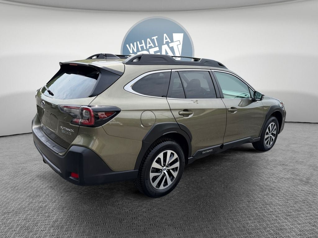 Used 2024 Subaru Outback Premium w/ Popular Package #1A AWD/4WD image 3