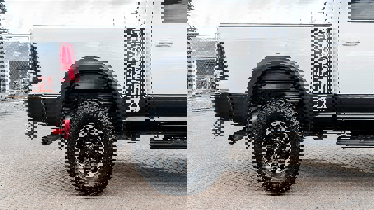 Used 2018 RAM 2500 Power Wagon w/ Heated Seats & Wheel Group image 10