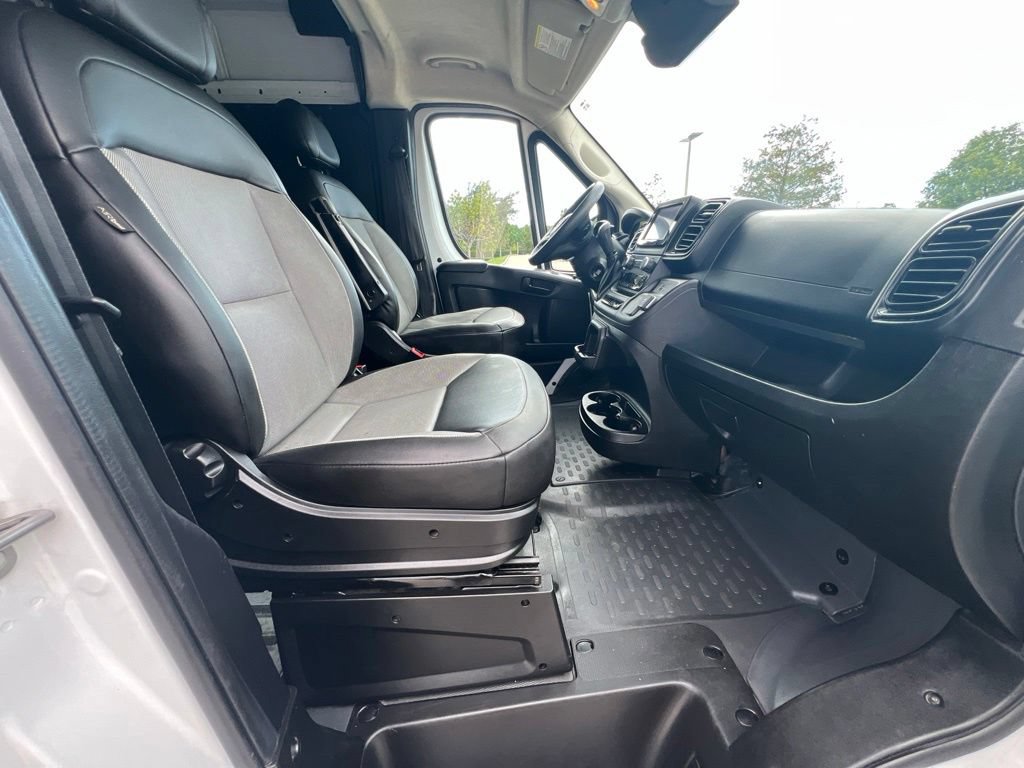 Used 2023 RAM ProMaster 2500 FWD image 11