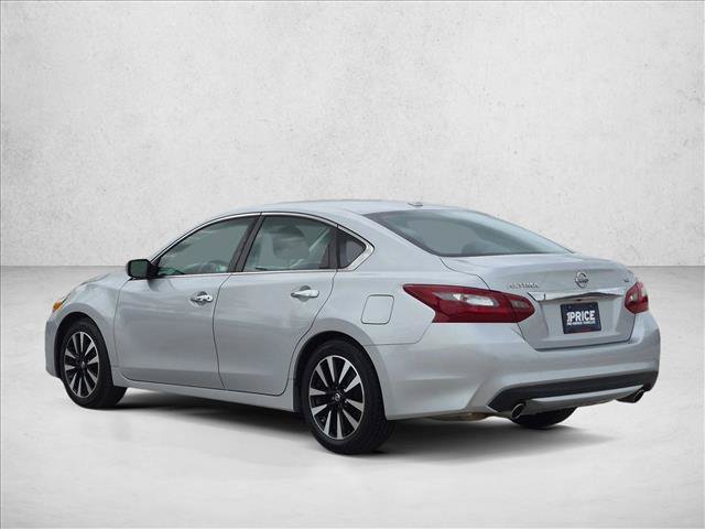 Used 2018 Nissan Altima 2.5 SV FWD image 8