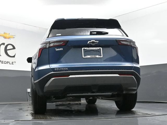 New 2026 Chevrolet Equinox LT w/ Convenience Package II FWD image 32
