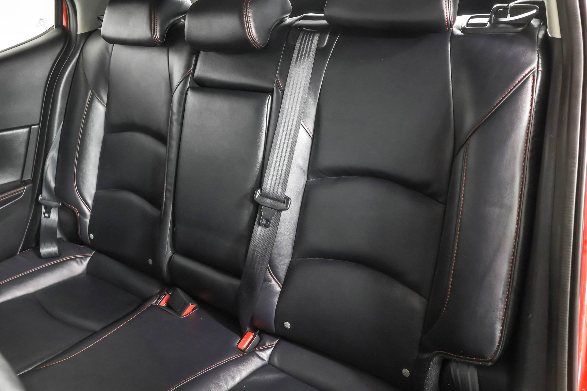 Used 2014 MAZDA MAZDA3 s Touring image 38