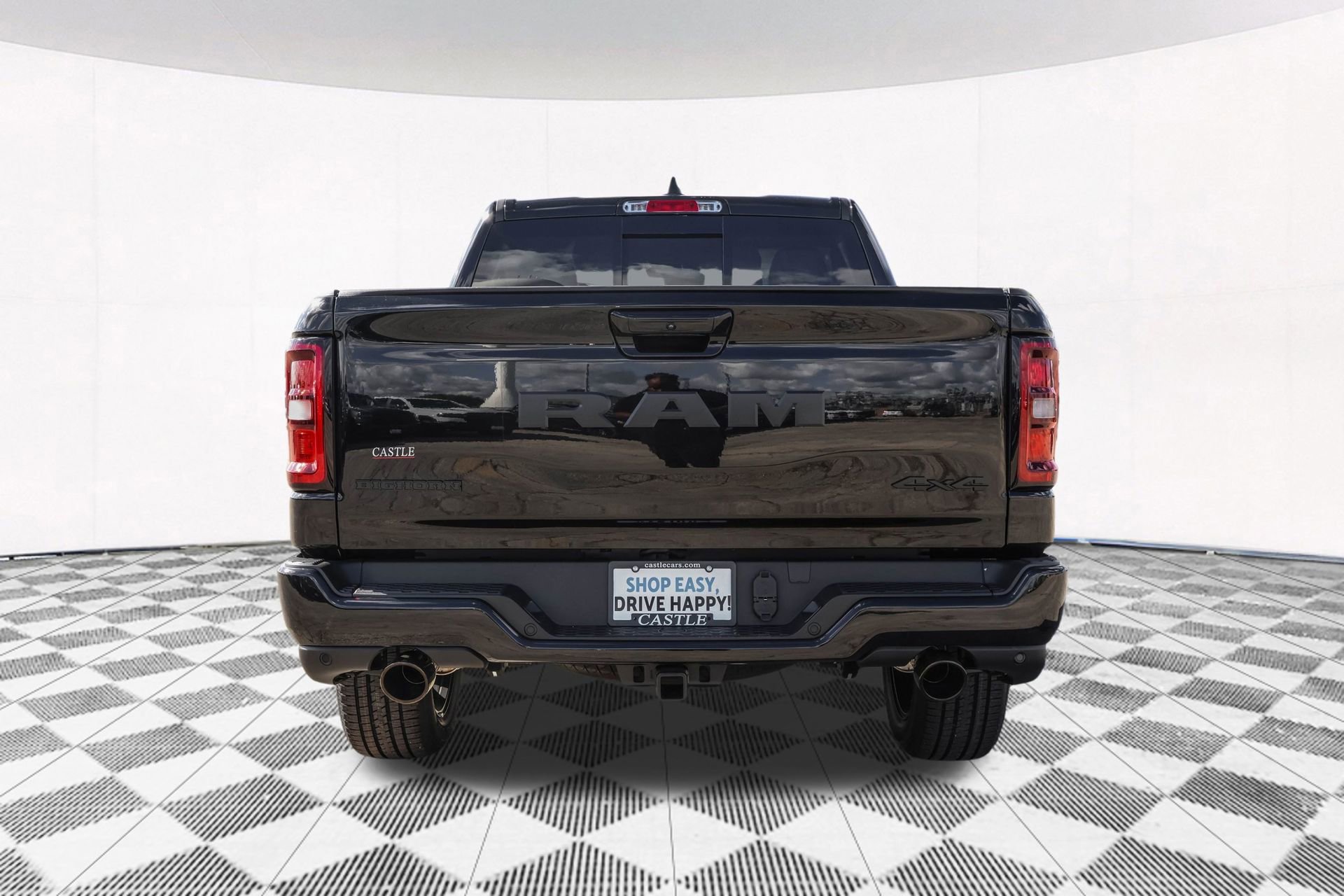 New 2026 RAM 1500 4x4 Crew Cab image 13