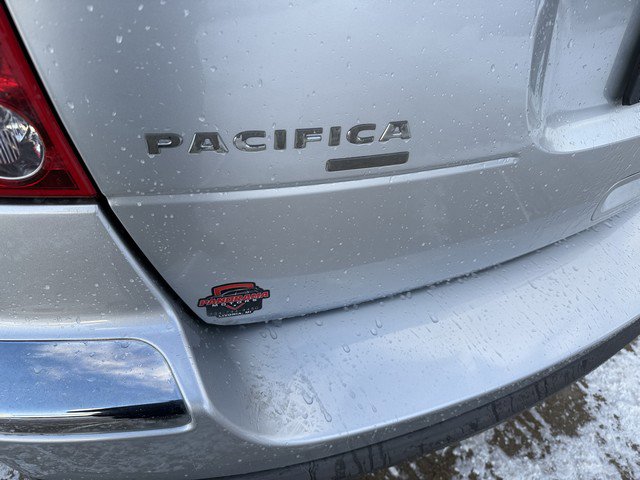 Used 2006 Chrysler Pacifica Touring FWD image 40