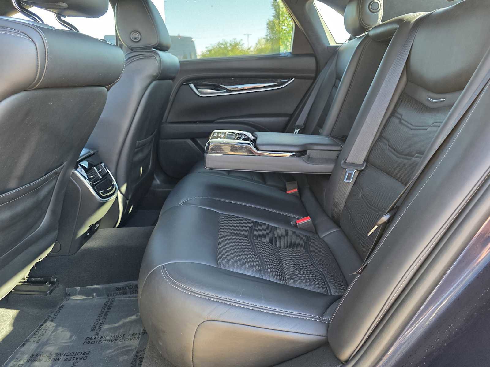 Used 2018 Cadillac XTS Platinum image 17