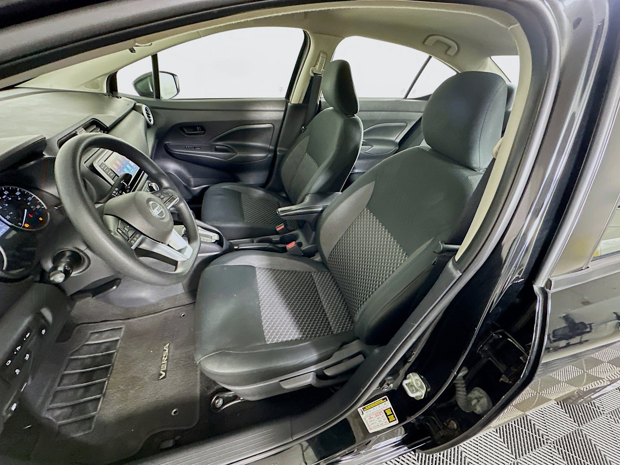 Used 2020 Nissan Versa S image 13