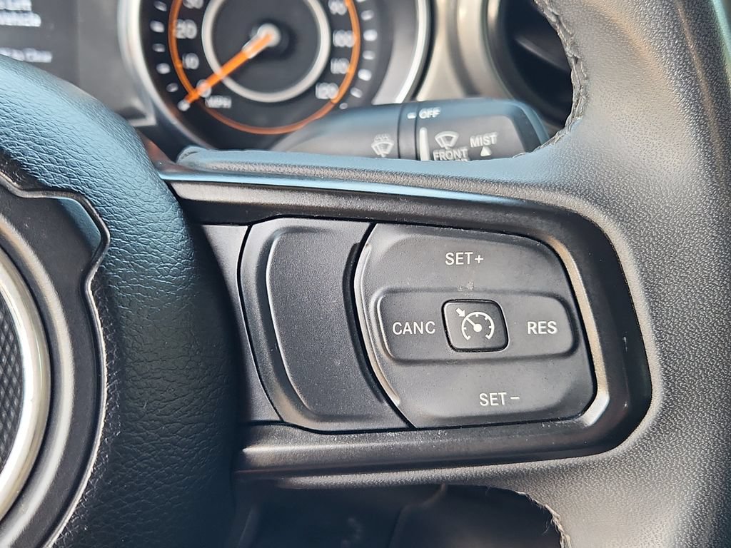 Used 2023 Jeep Gladiator Sport AWD/4WD image 16
