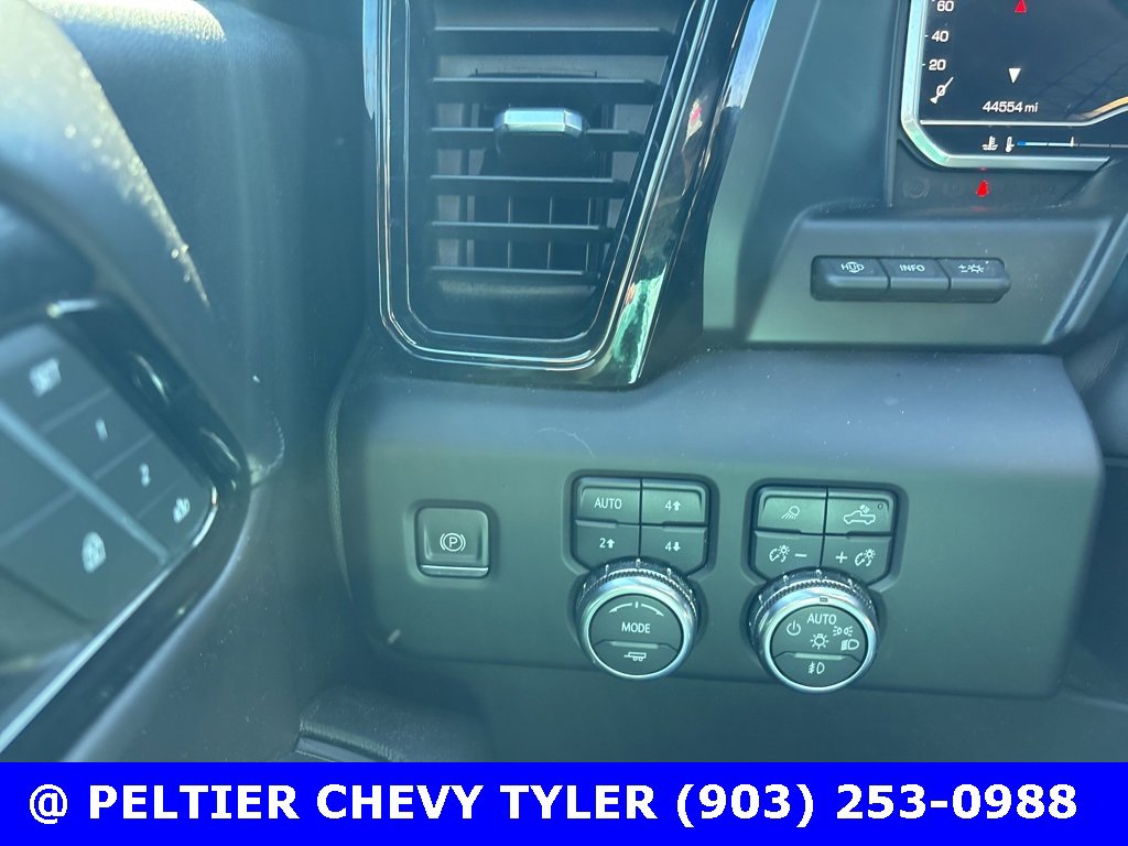 Used 2022 GMC Sierra 1500 AT4X image 15