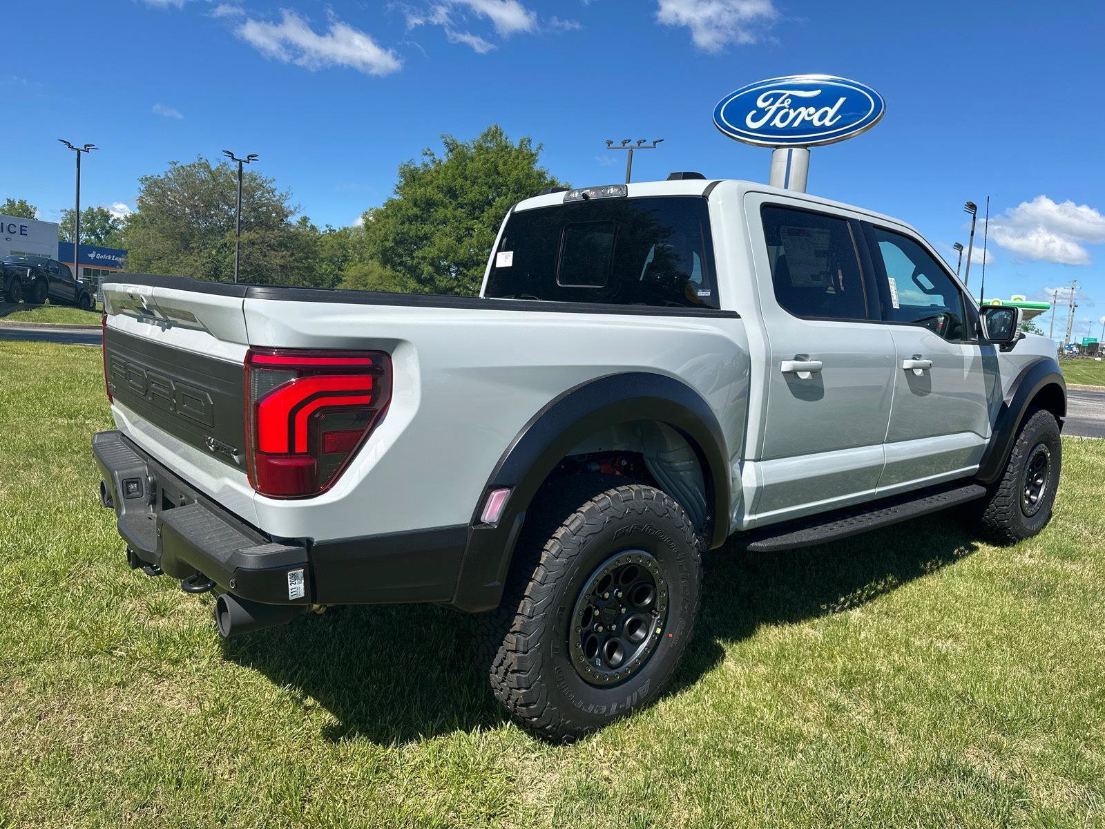 New 2026 Ford F150 Raptor AWD/4WD image 9